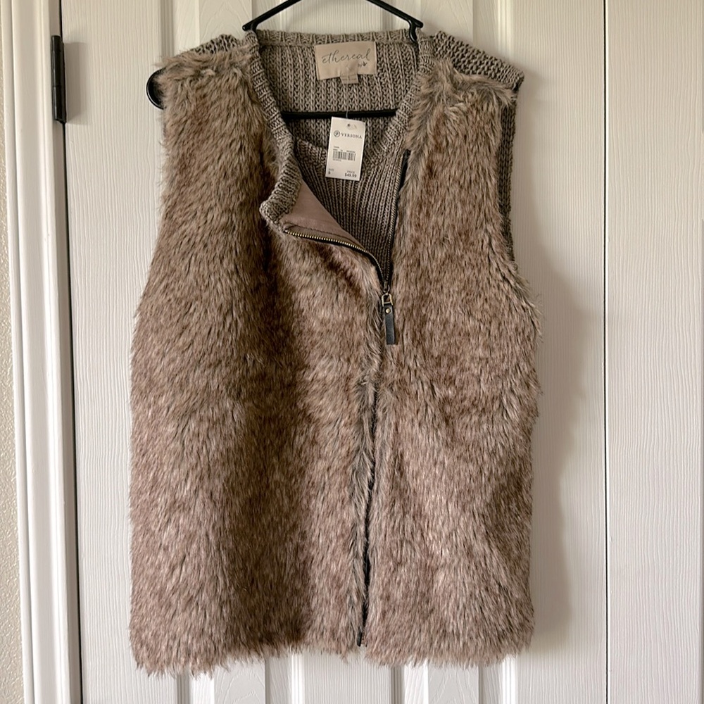 Fur sweater vest -New
